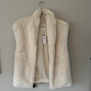 Abercrombie White Faux Fur Vest